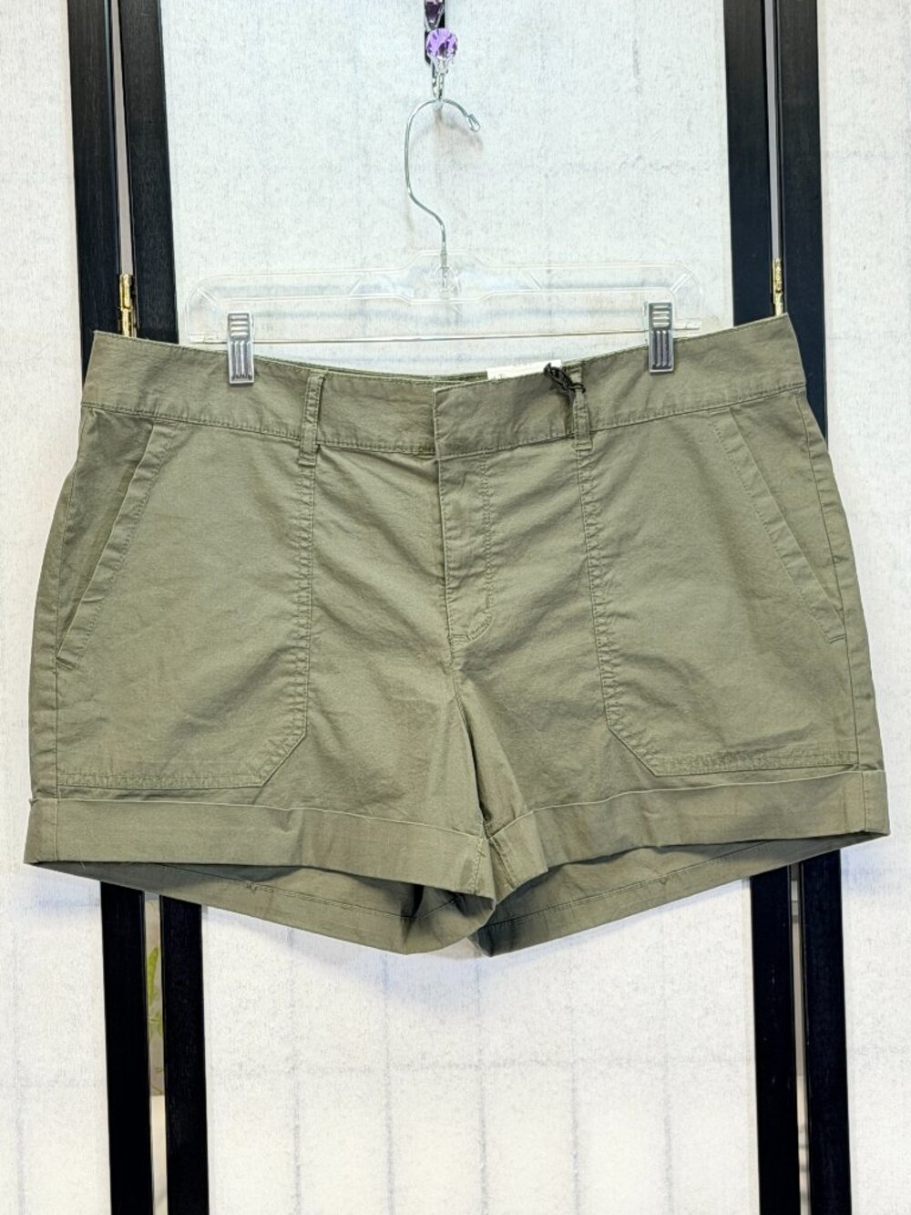 ANA High Waist Cuffed Shorts Oregano Green 33/16 NEW Utility Casual